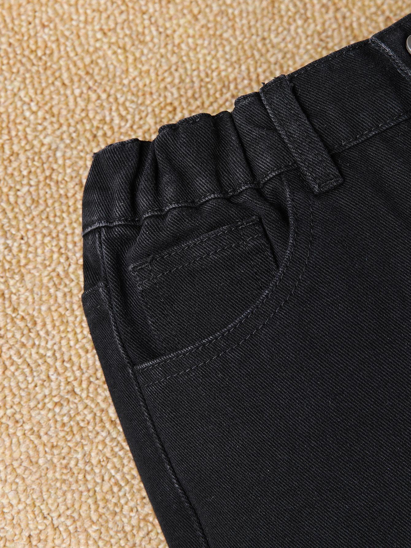 czarne spodnie jeans