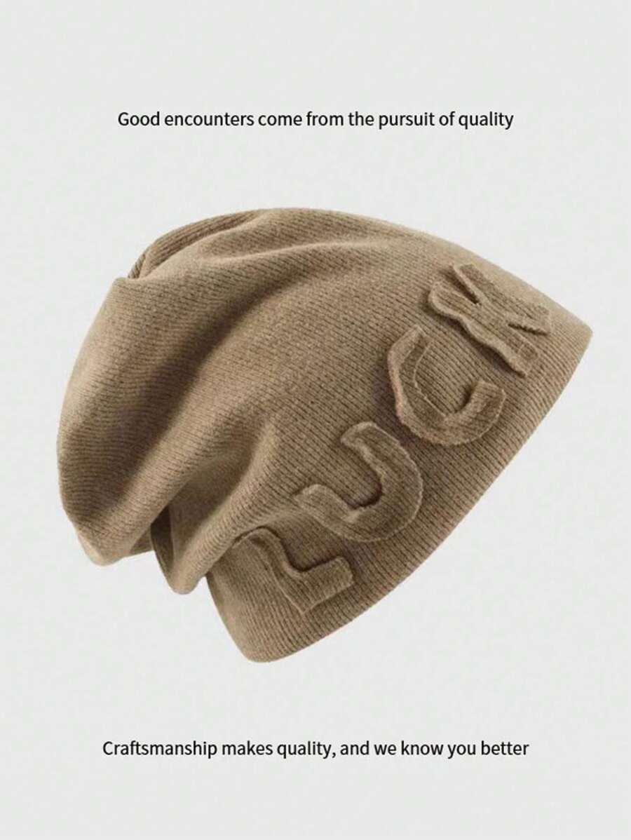 beżowa czapka beanie 