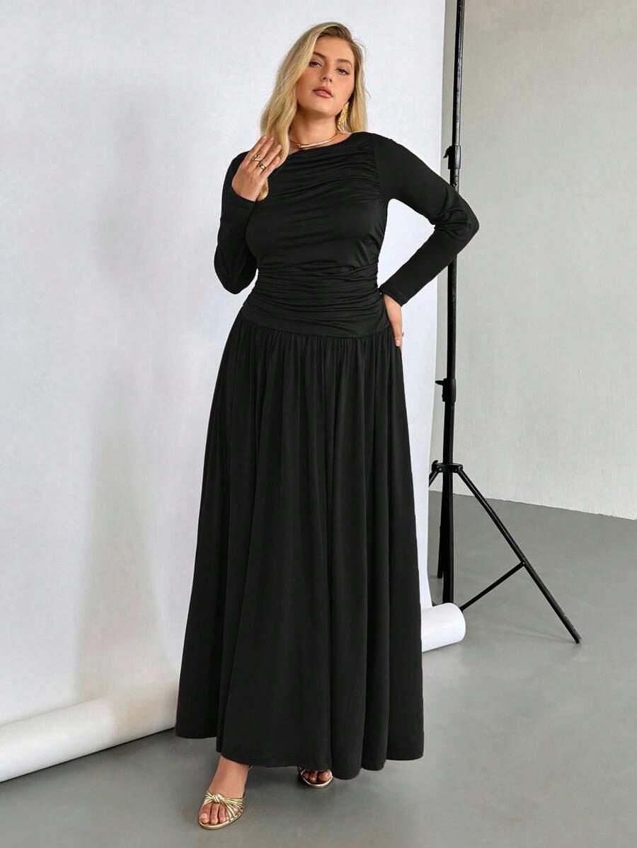 CZARNA MAXI SUKIENKA