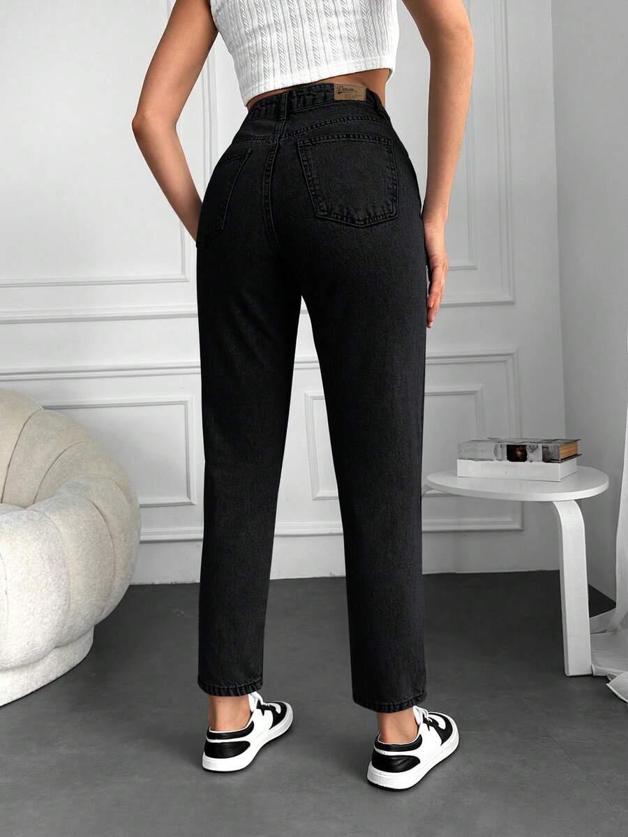 czarne spodnie jeans 