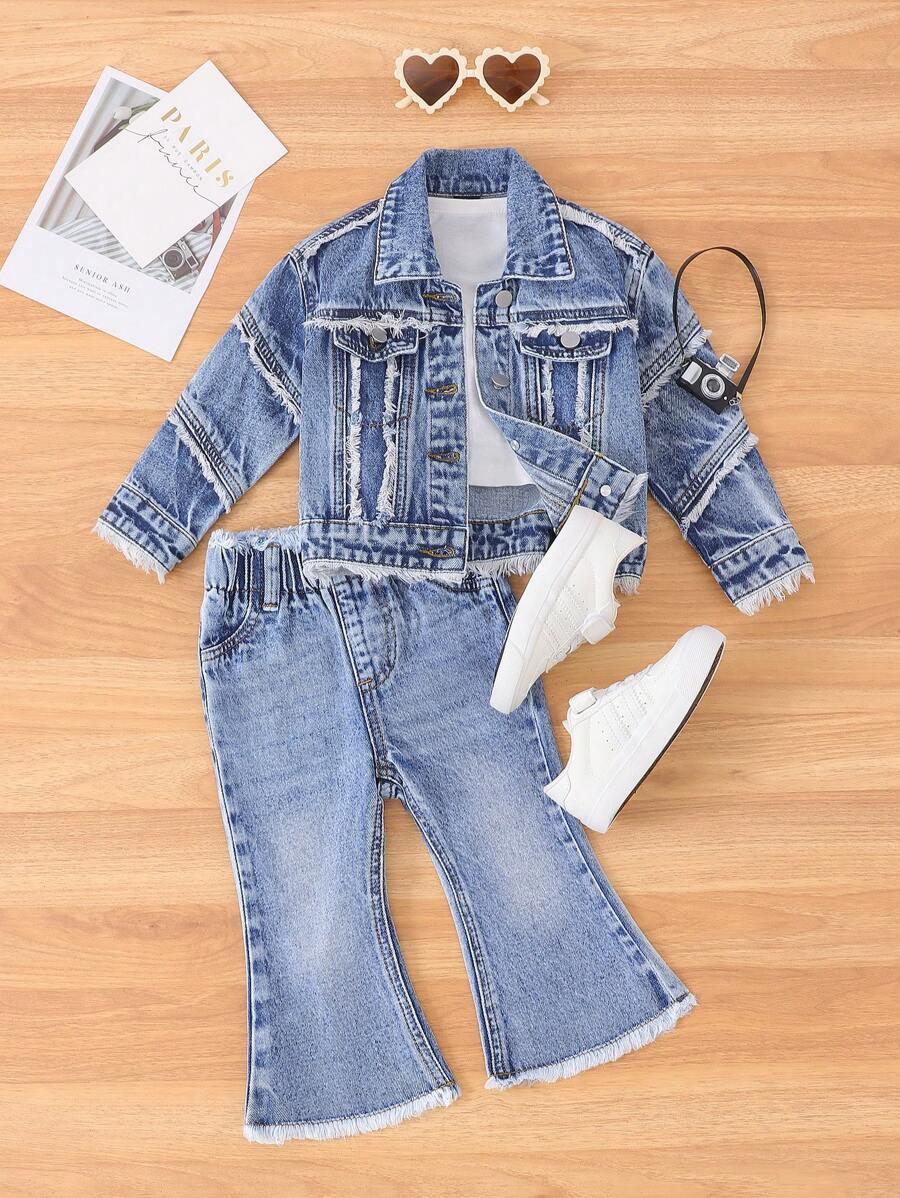 niebieski komplet kurtka spodnie jeans
