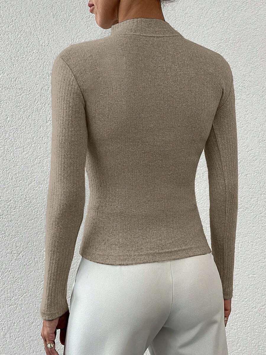 BEŻOWY SWETER DŁUGI RĘKAW 