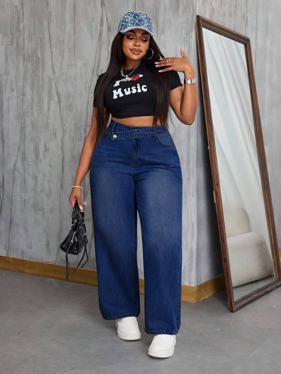 granatowe spodnie jeans