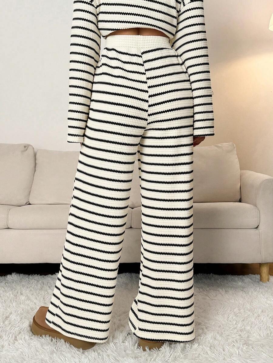 spodnie casual paski