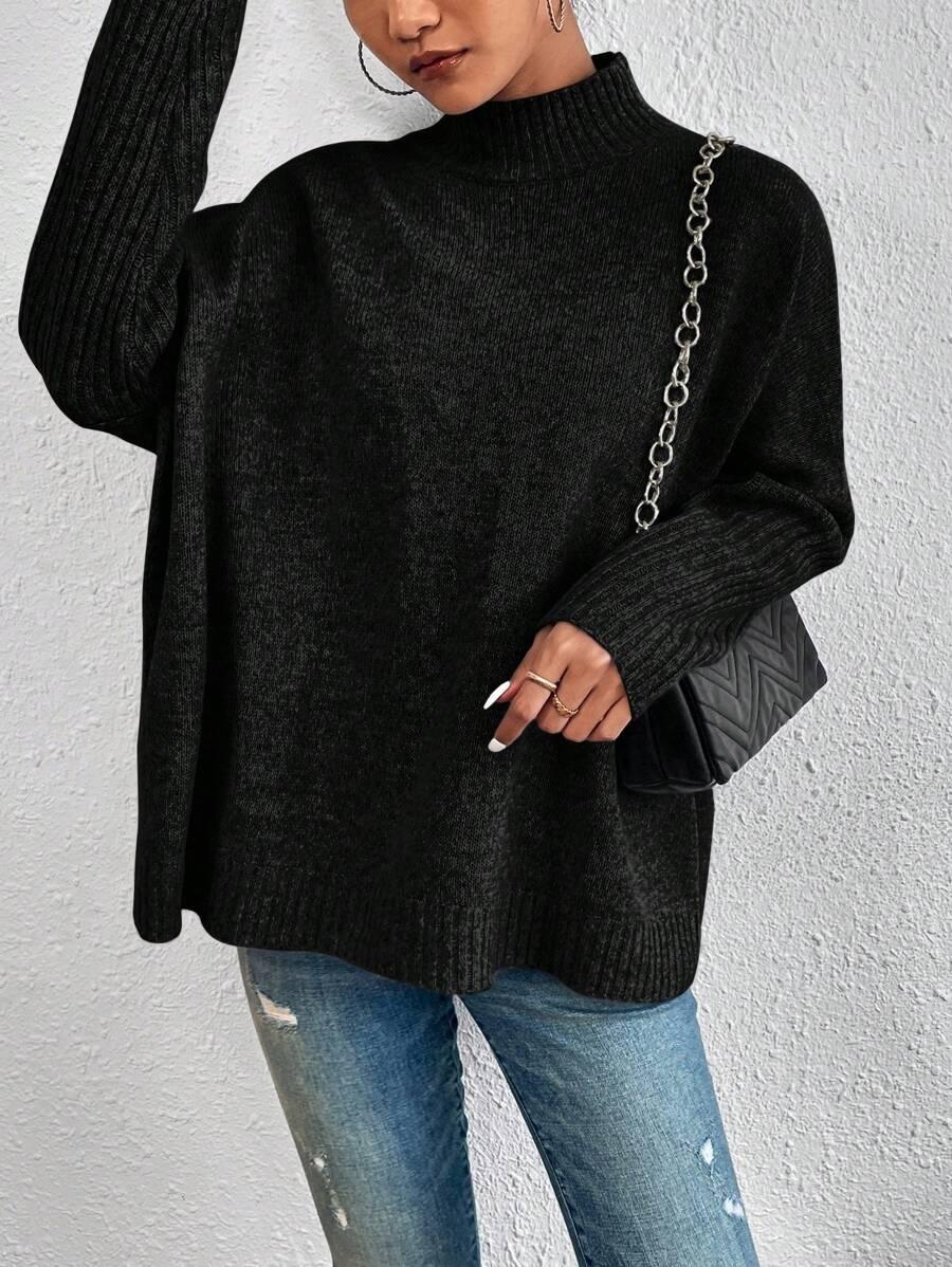CZARNY LUŹNY SWETER