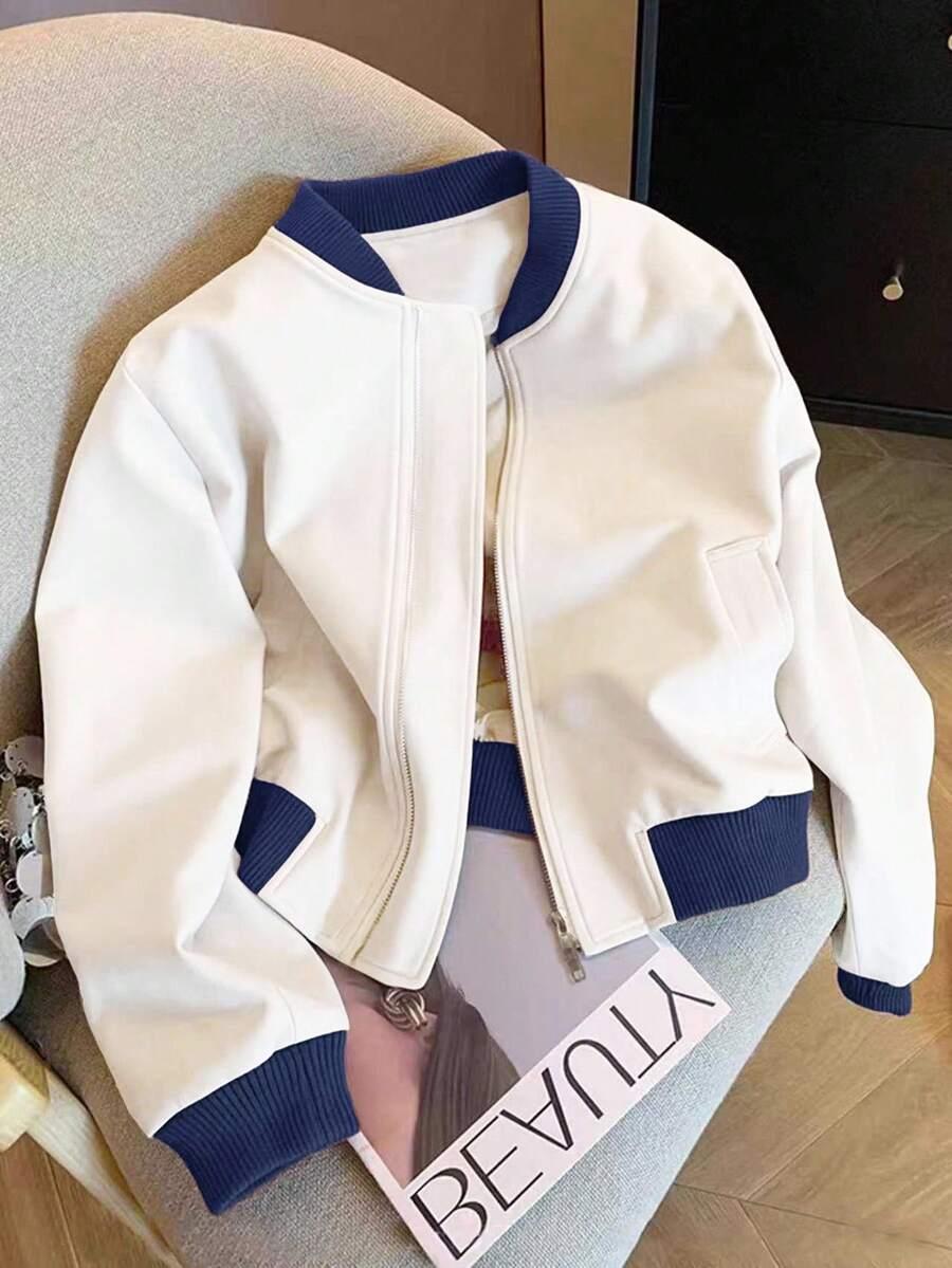biała kurtka bomber