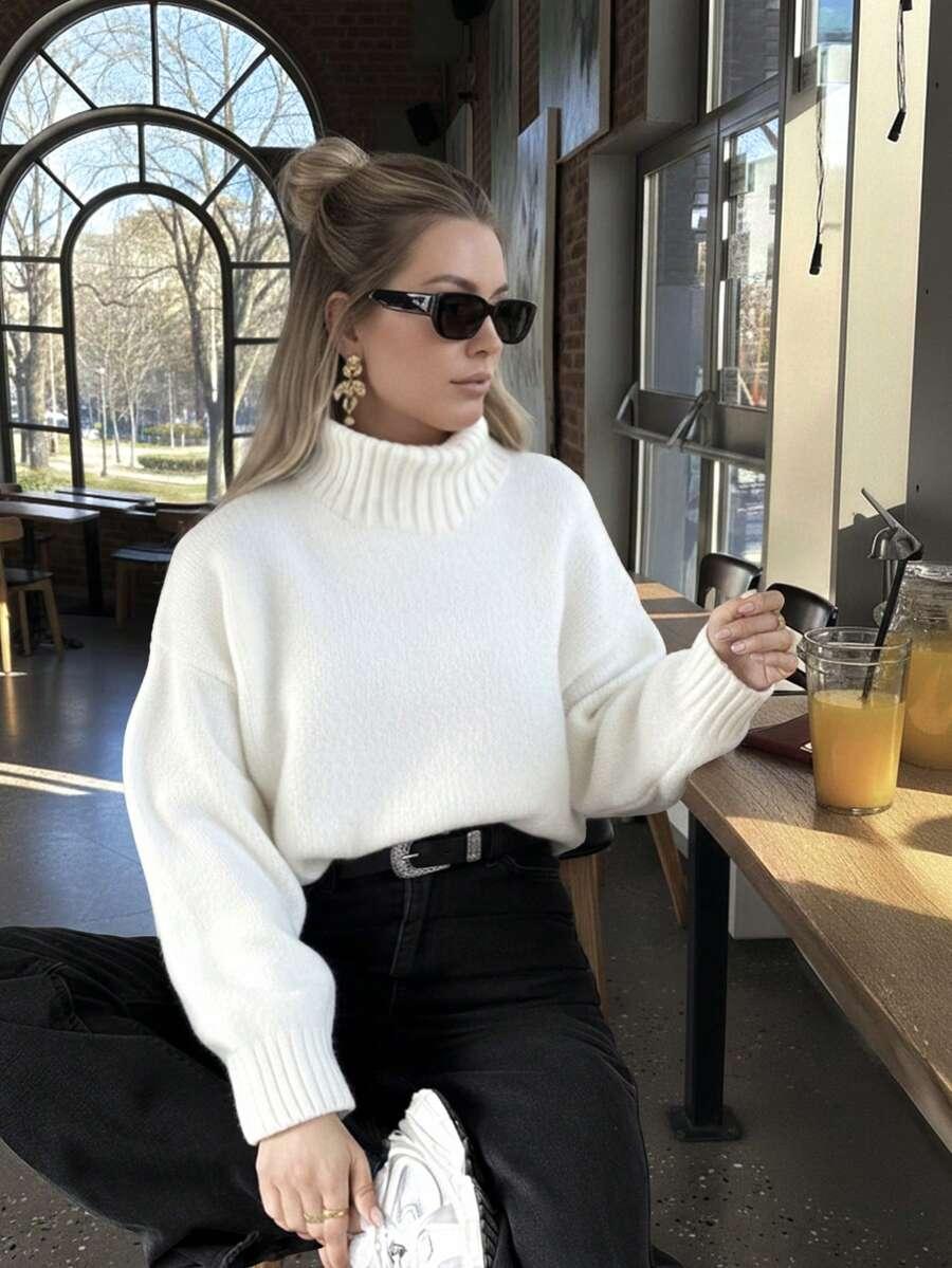 BIAŁY SWETER GOLF 