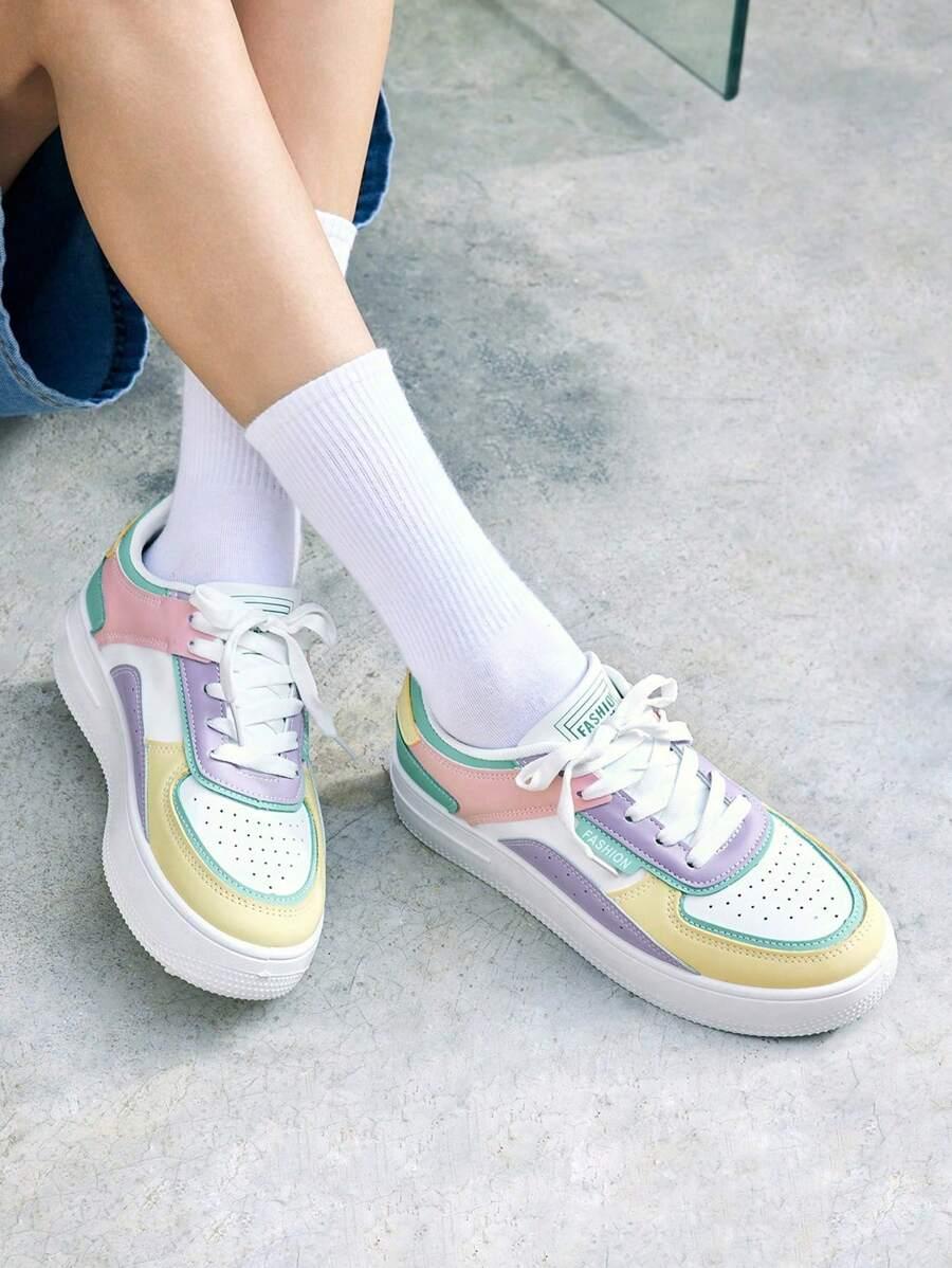 SZNUROWANE BUTY SPORTOWE