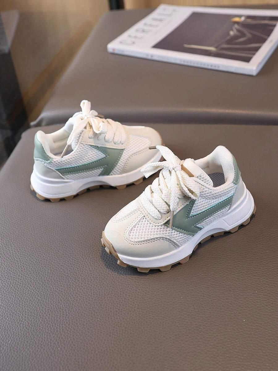 beżowe buty sportowe