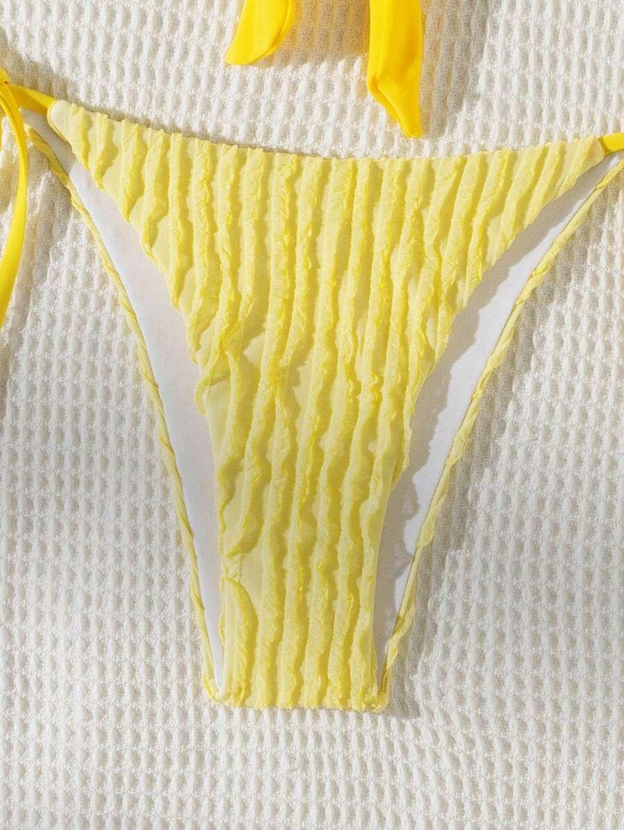 żółta góra od bikini