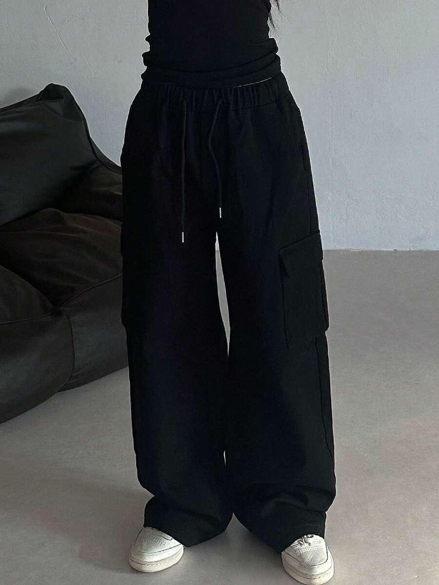 czarne spodnie jeans