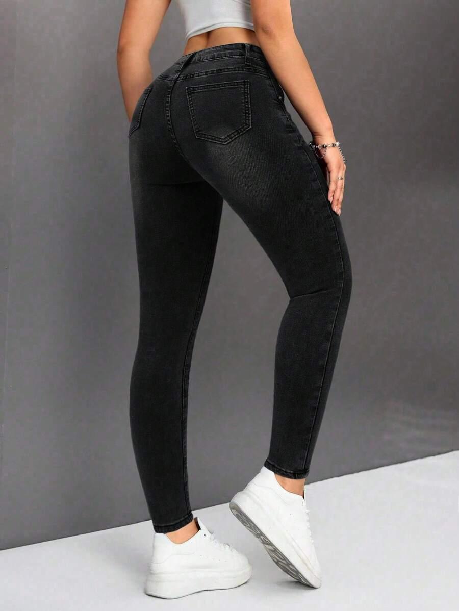 CZARNE SPODNIE JEANS RURKI