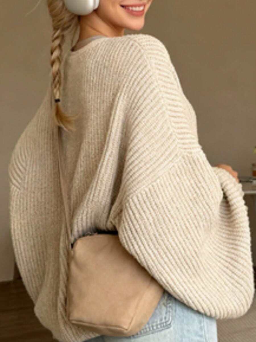 beżowy sweter prążki