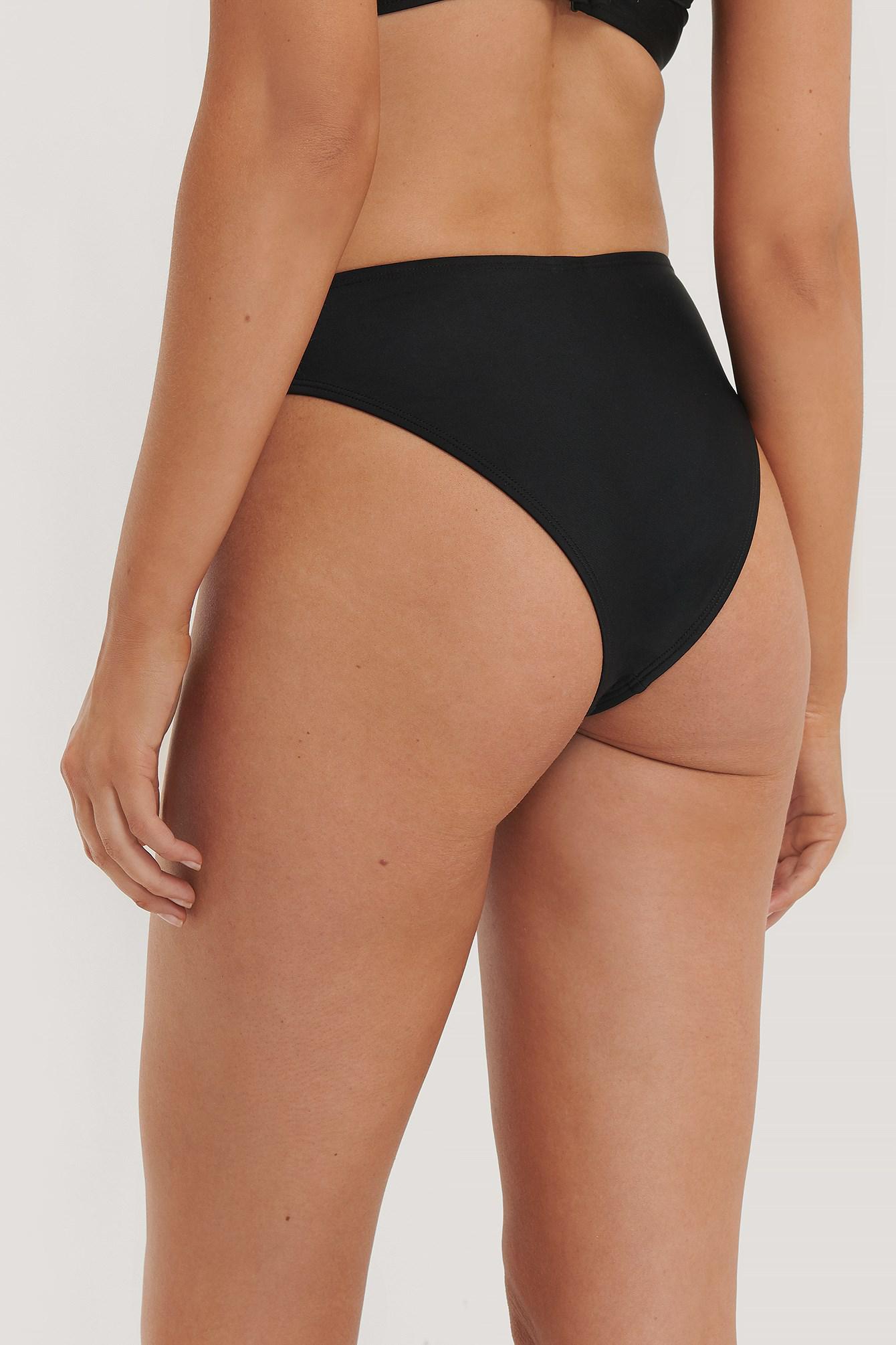 czarny dół od bikini