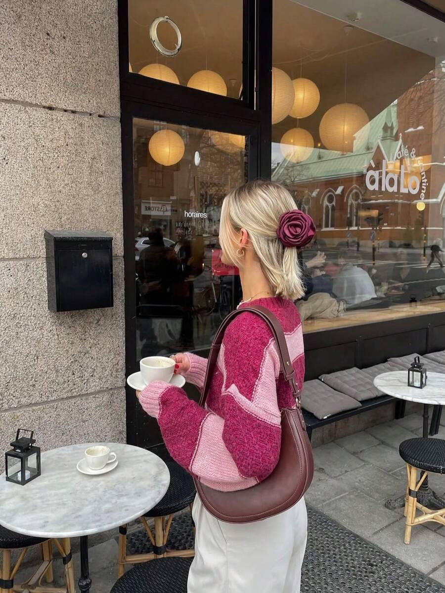 sweter wzór paski
