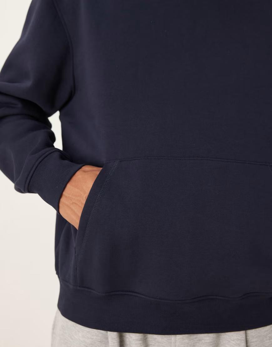 GRANATOWA BLUZA KAPTUR