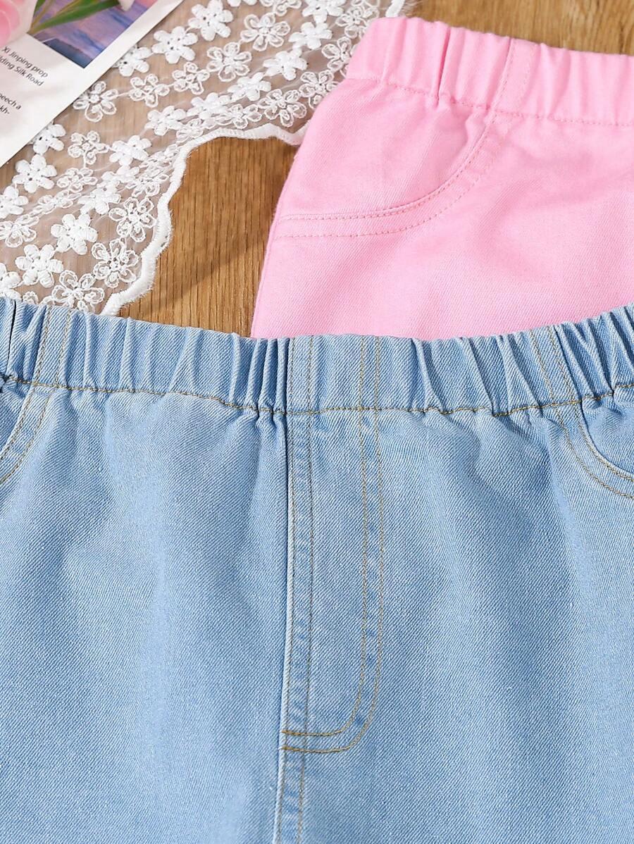 granatowe spodnie jeans 