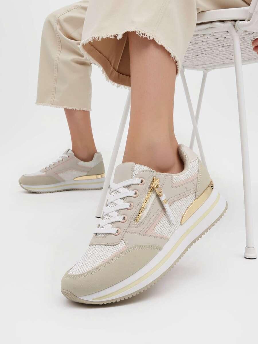 beżowe buty sportowe