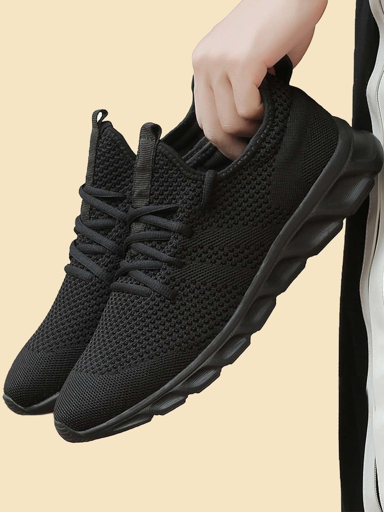 CZARNE SZNUROWANE BUTY SPORTOWE