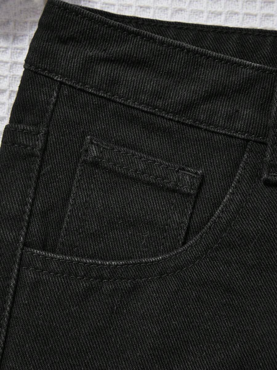 czarne spodenki jeans