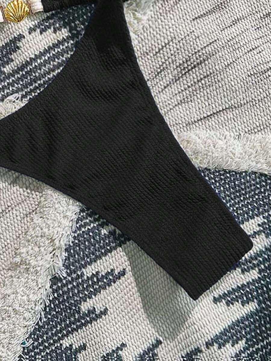 dwuczęściowy strój kąpielowy 
