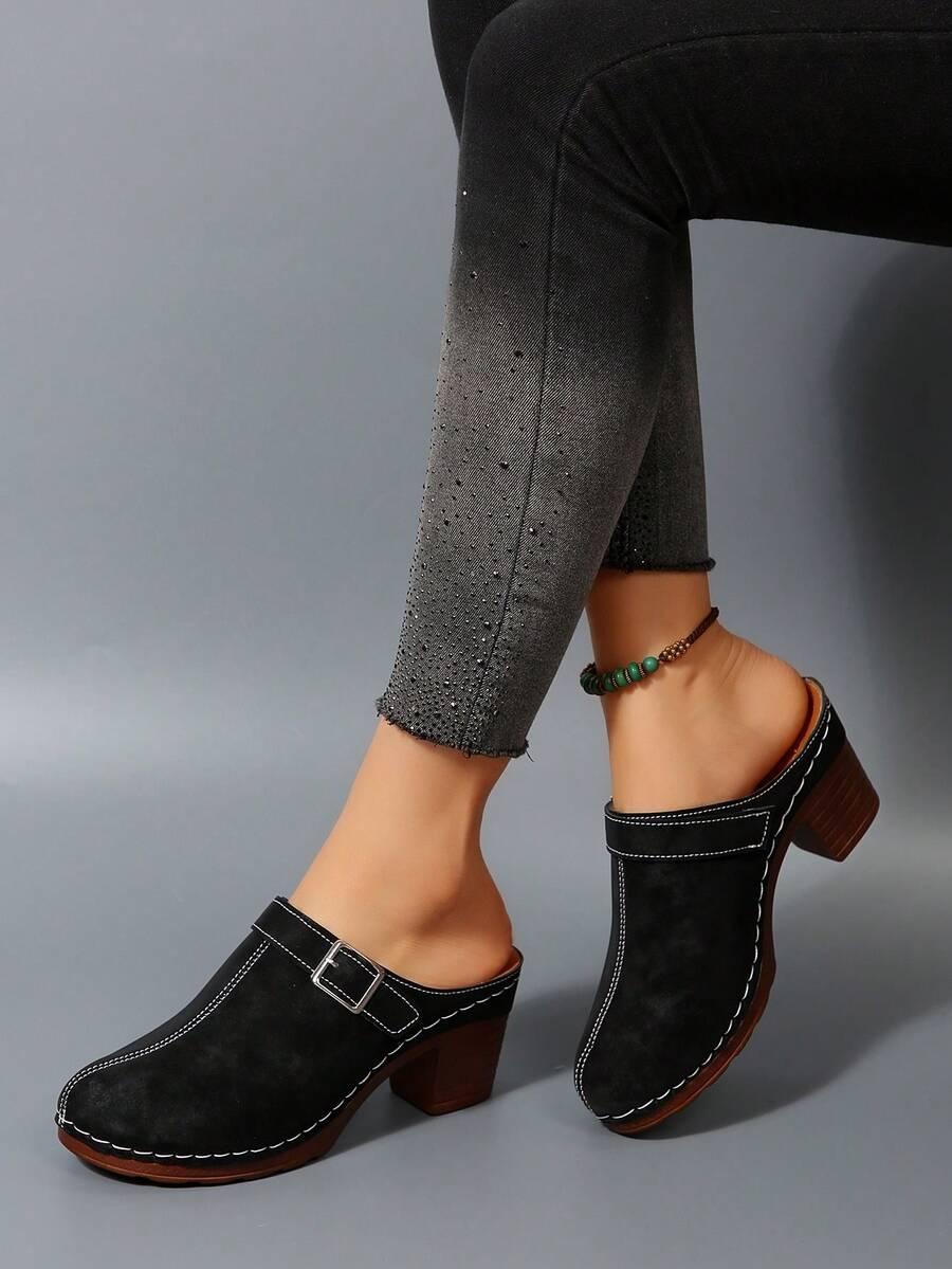czarne klapki casual