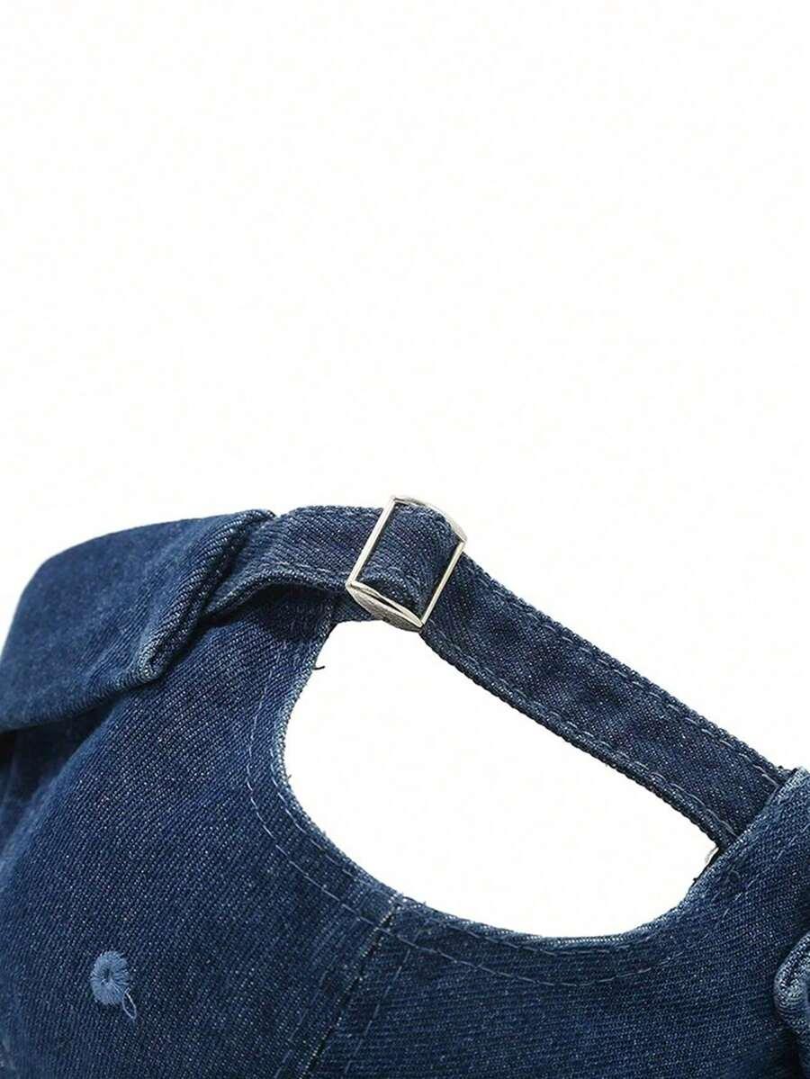 niebieska czapka jeans