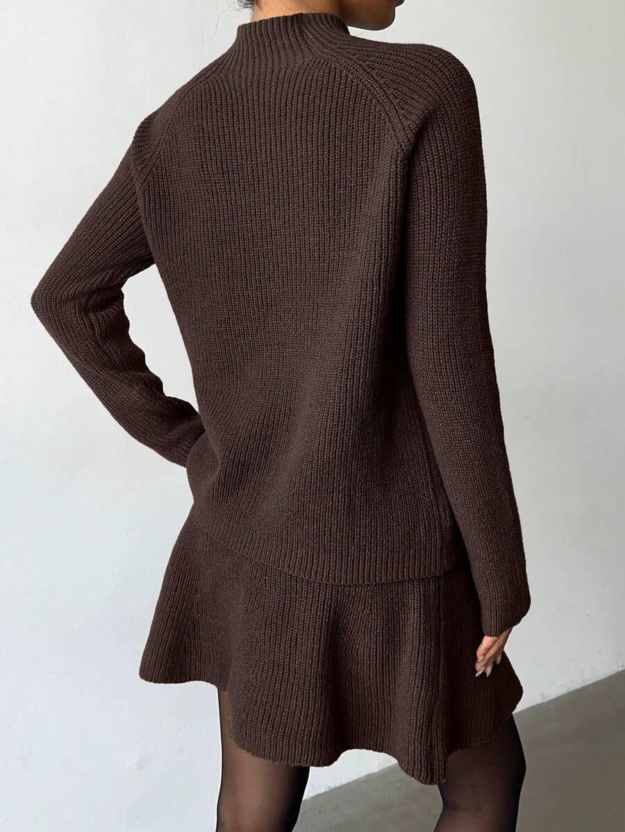 brązowy sweter długi rękaw