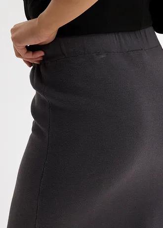 SPÓDNICA PLUS SIZE PRZED KOLANO 