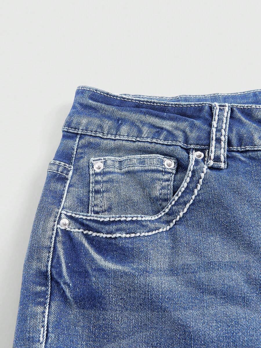niebieskie spodnie jeans zdobienie