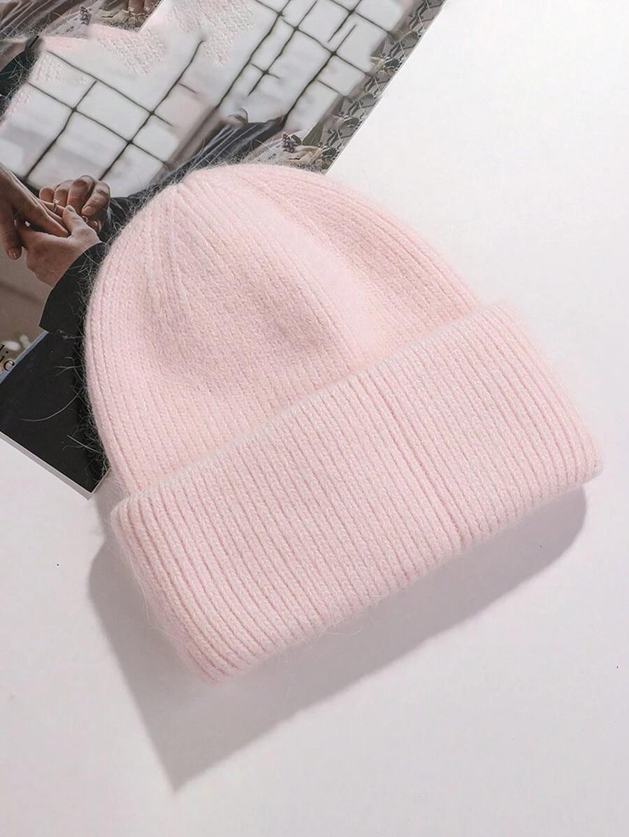 różowa czapka beanie