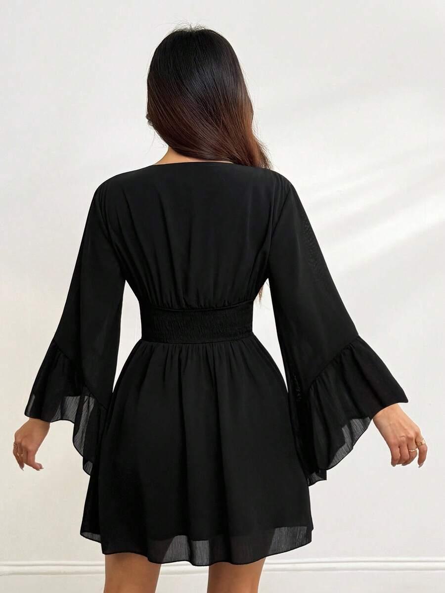 CZARNA MINI SUKIENKA