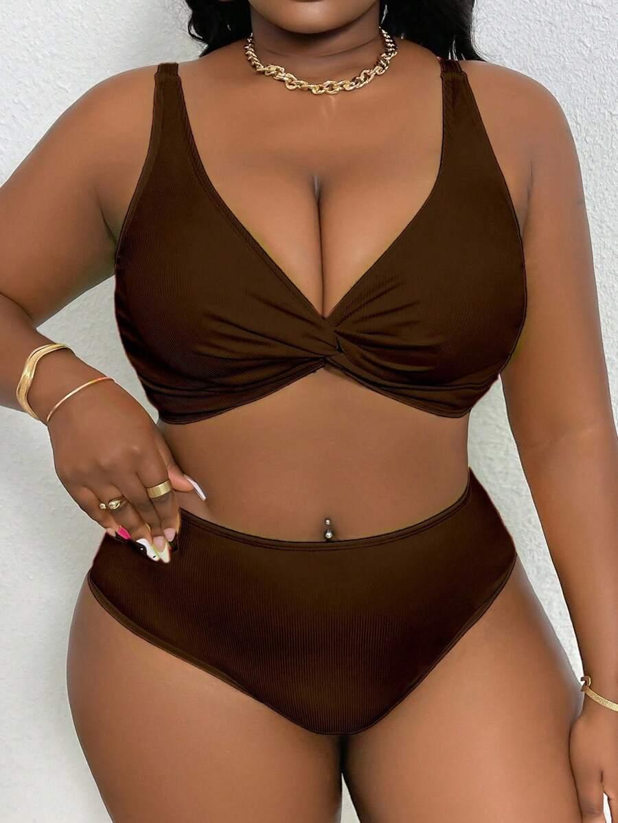 brązowa góra od bikini prążki
