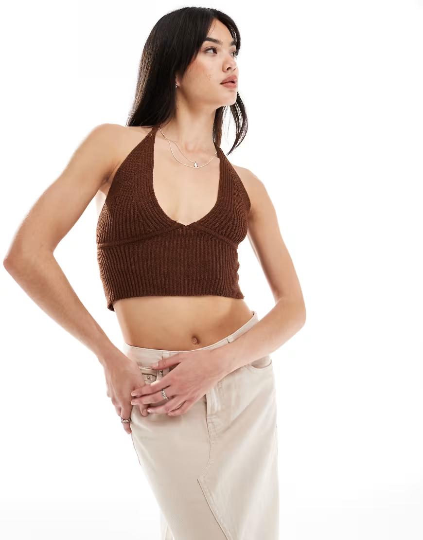 szydełkowy brązowy crop top odkryte plecy wiązanie