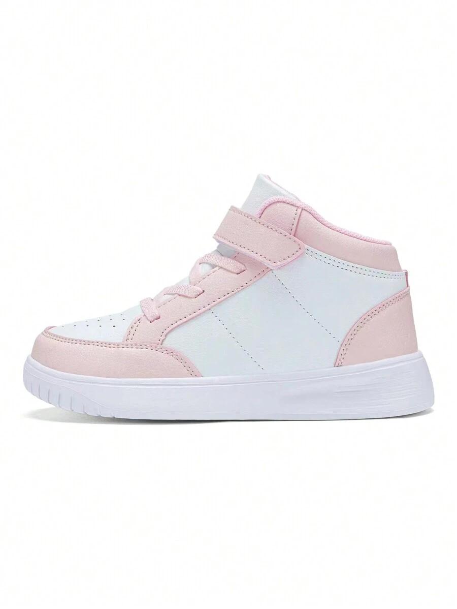 sznurowane buty sportowe 