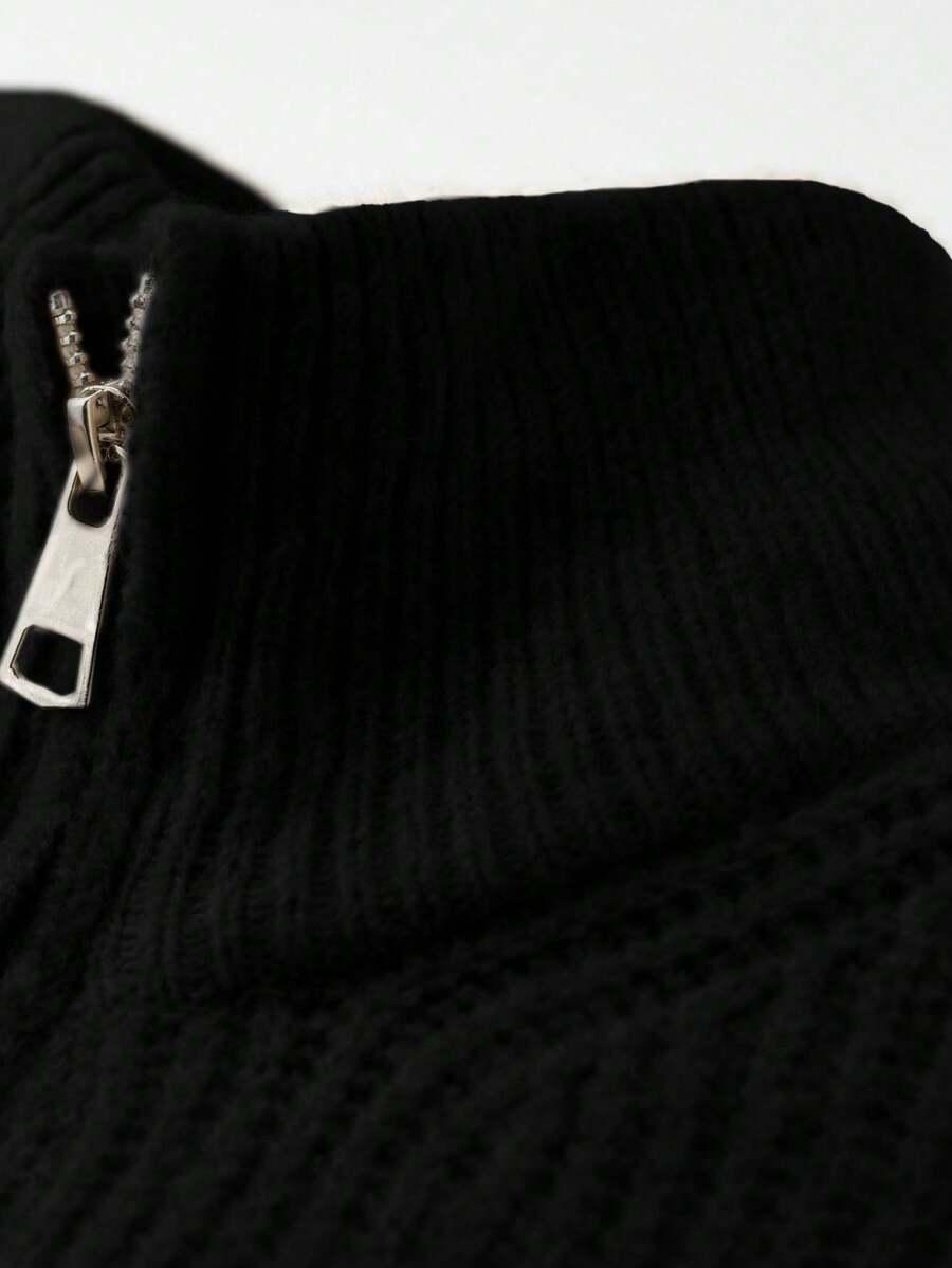 czarny sweter zamek