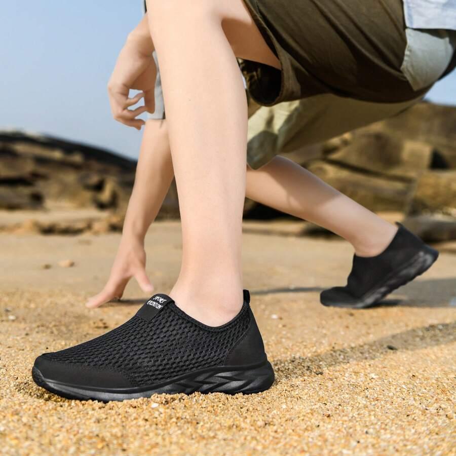 czarne buty sportowe