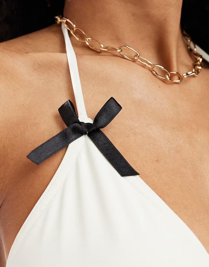 KREMOWA GÓRA OD BIKINI