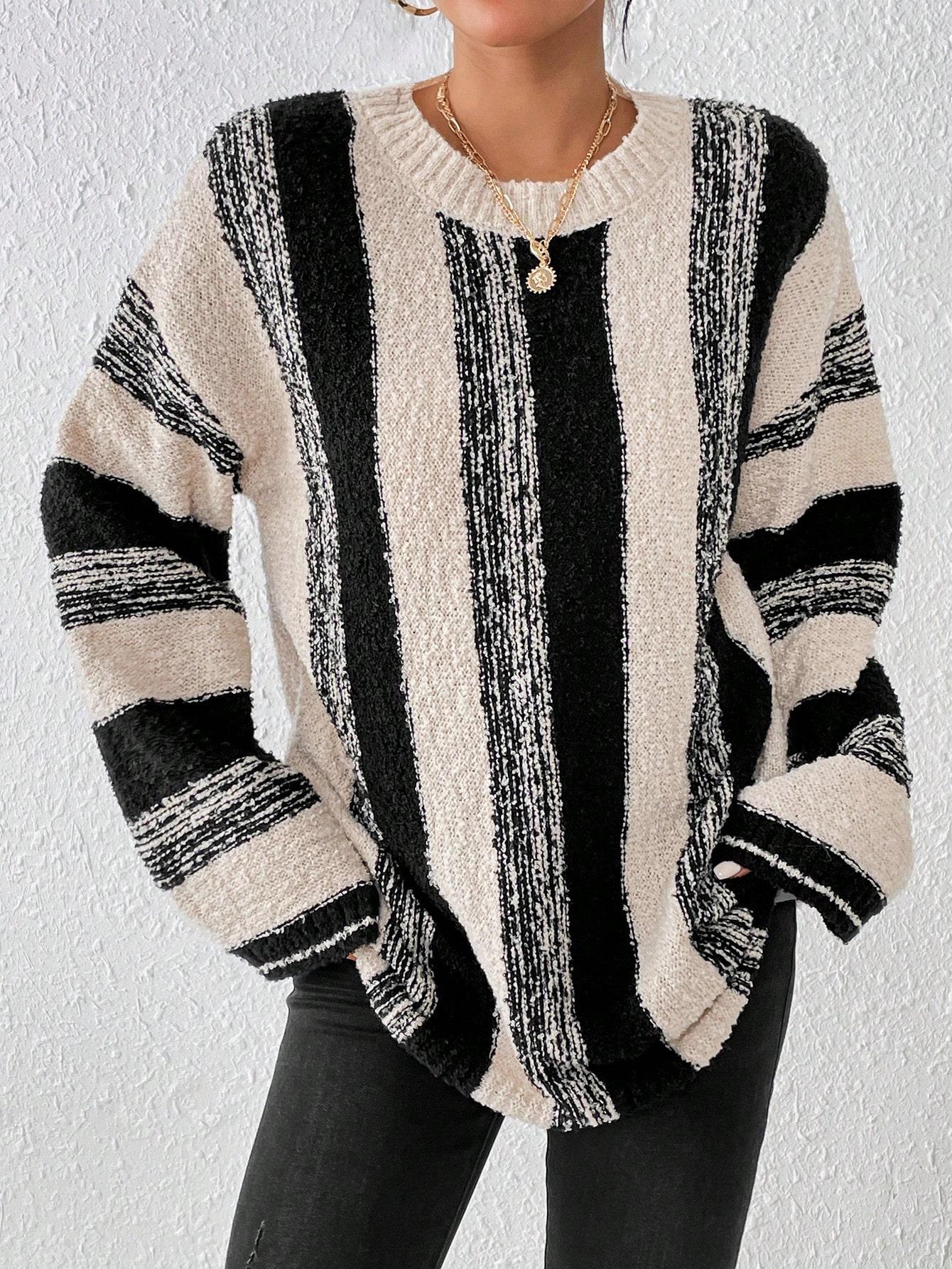 LUŹNY SWETER PASKI