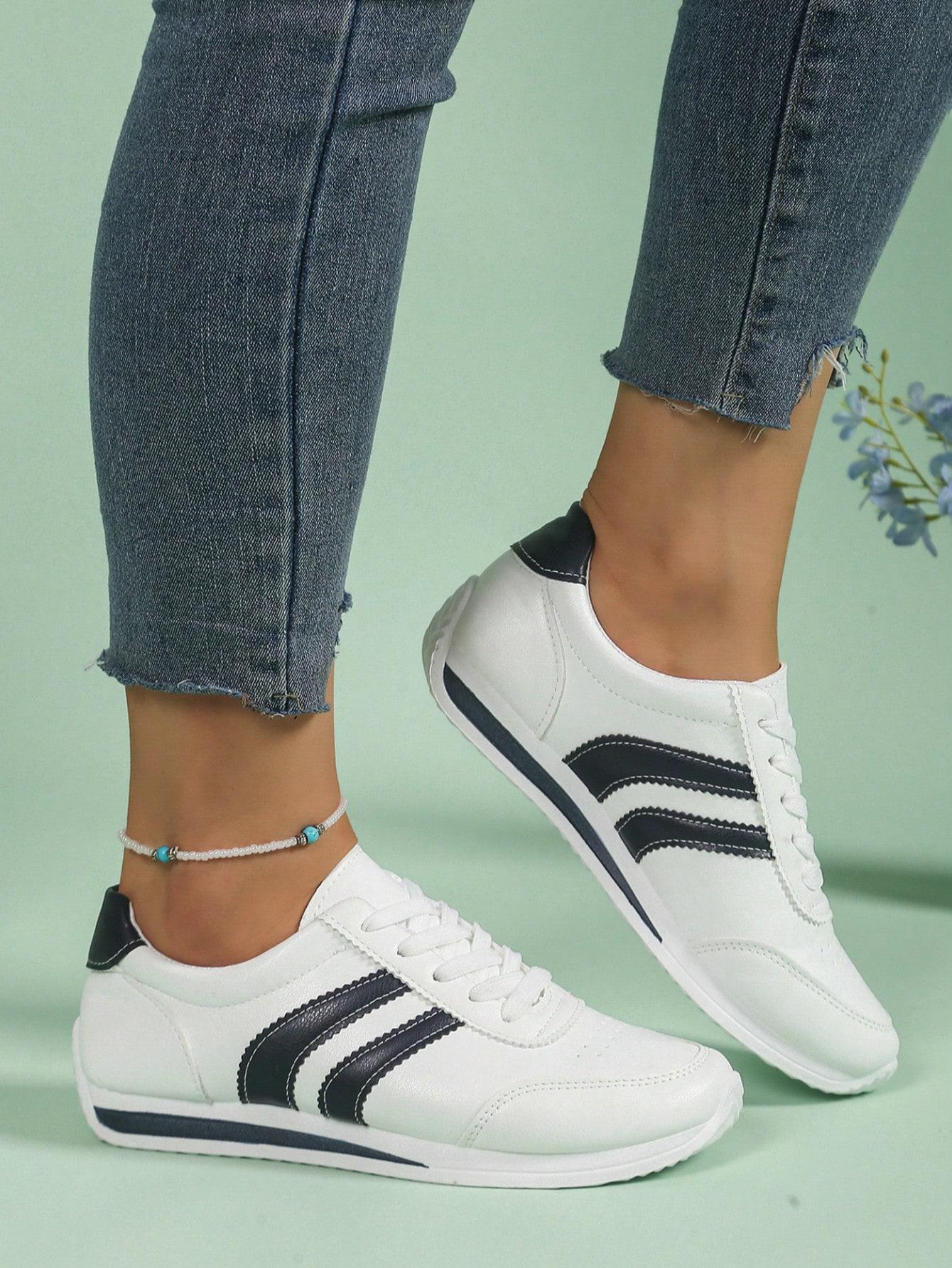 BIAŁE BUTY SPORTOWE