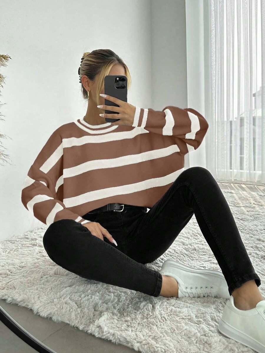 sweter w paski