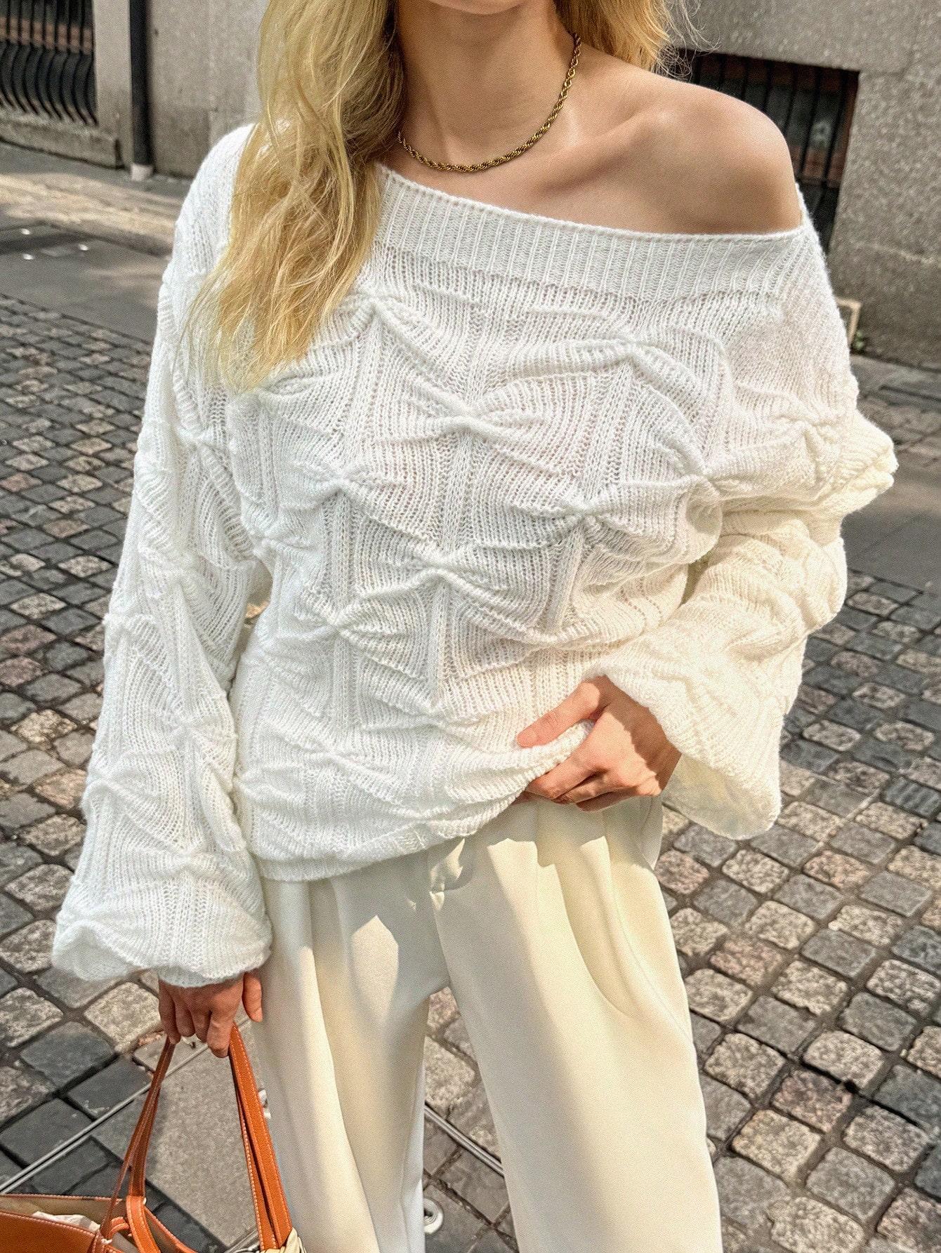 SWETER DAMSKI HISZPANKA Z DEKOLTEM 