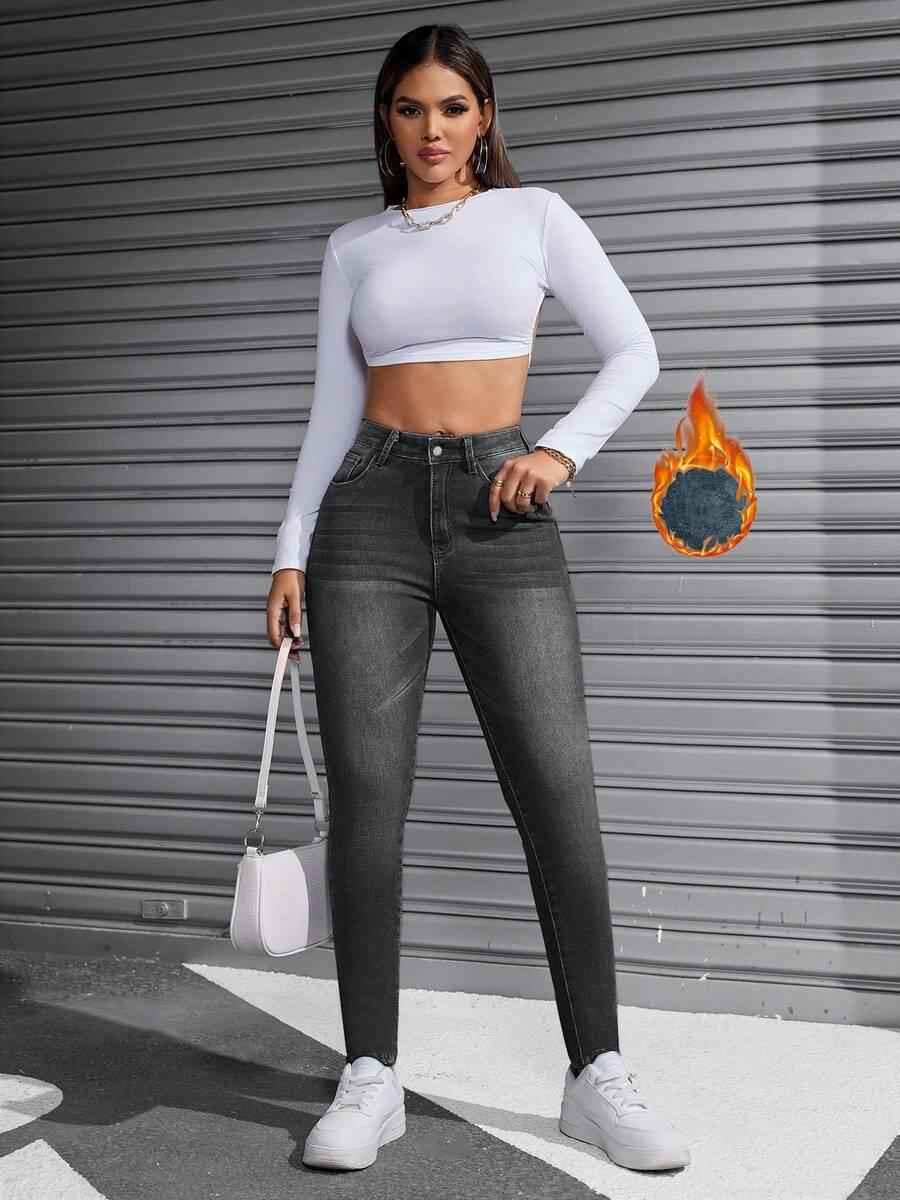 szare spodnie jeans