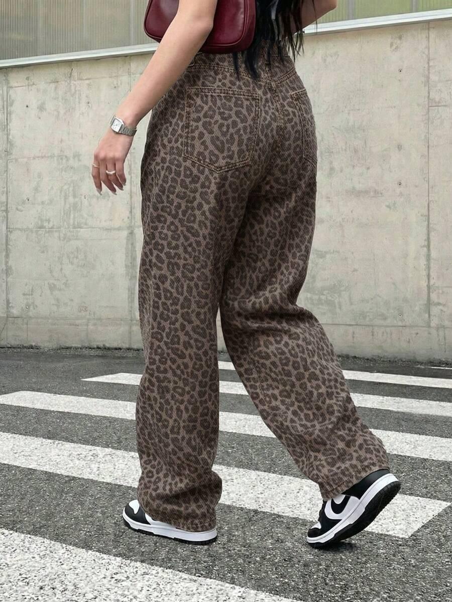 brązowe spodnie jeans animal print