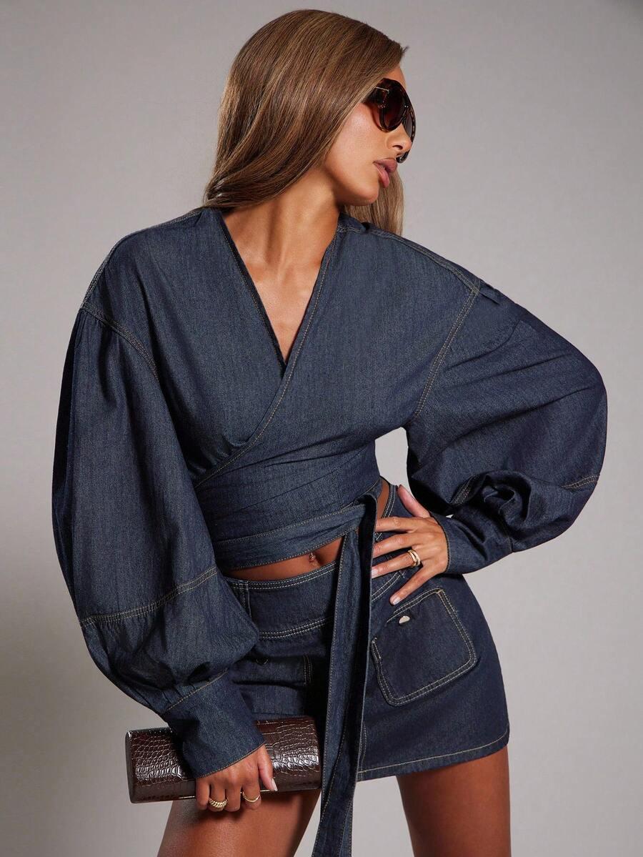granatowy top jeans