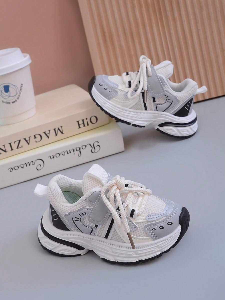SZNUROWANE BUTY SPORTOWE