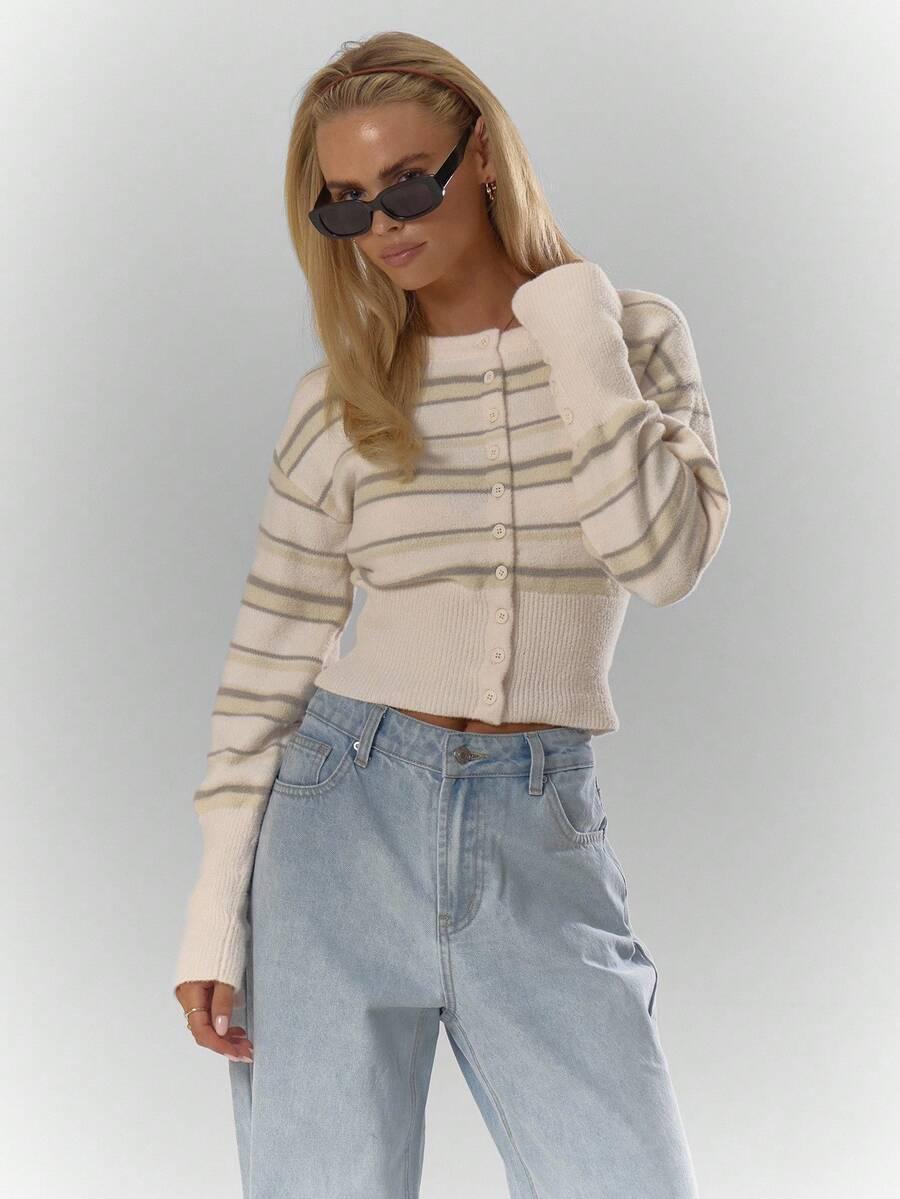 DZIANINOWY SWETER WZÓR PASKI 