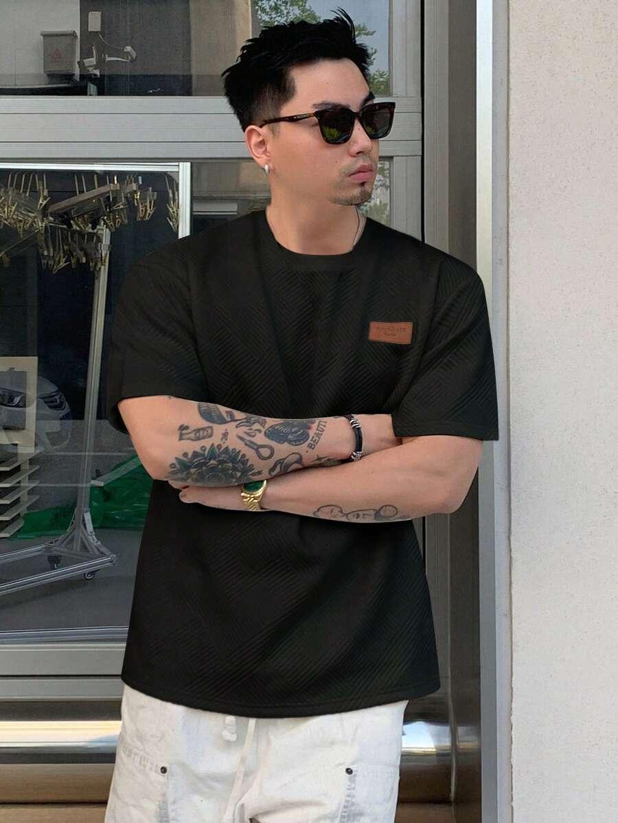 czarny t-shirt okrągły dekolt