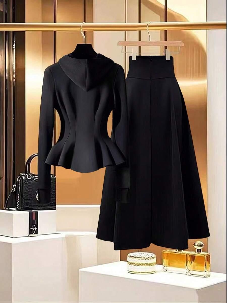 CZARNA BLUZa  ZAMEK