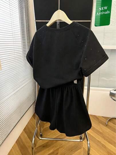 komplet t-shirt spodenki